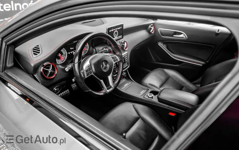 MERCEDES-BENZ Klasa A 250 (BlueEFFICIENCY) 7G-DCT AMG Sport