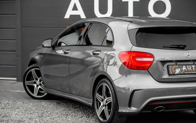 MERCEDES-BENZ Klasa A 250 (BlueEFFICIENCY) 7G-DCT AMG Sport