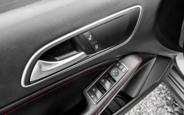 MERCEDES-BENZ Klasa A 250 (BlueEFFICIENCY) 7G-DCT AMG Sport