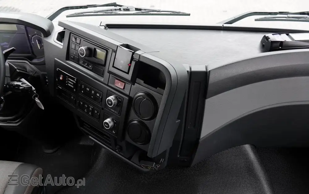 RENAULT C 380 / 6x4 / WYWROTKA 3 STRONNA  + HDS FASSI F135 / HYDROBURTA / EURO 6 / STEROWANIE RADIOWE / ROTATOR / BORDMATIC 