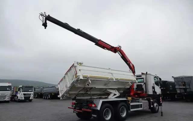 RENAULT C 380 / 6x4 / WYWROTKA 3 STRONNA  + HDS FASSI F135 / HYDROBURTA / EURO 6 / STEROWANIE RADIOWE / ROTATOR / BORDMATIC 