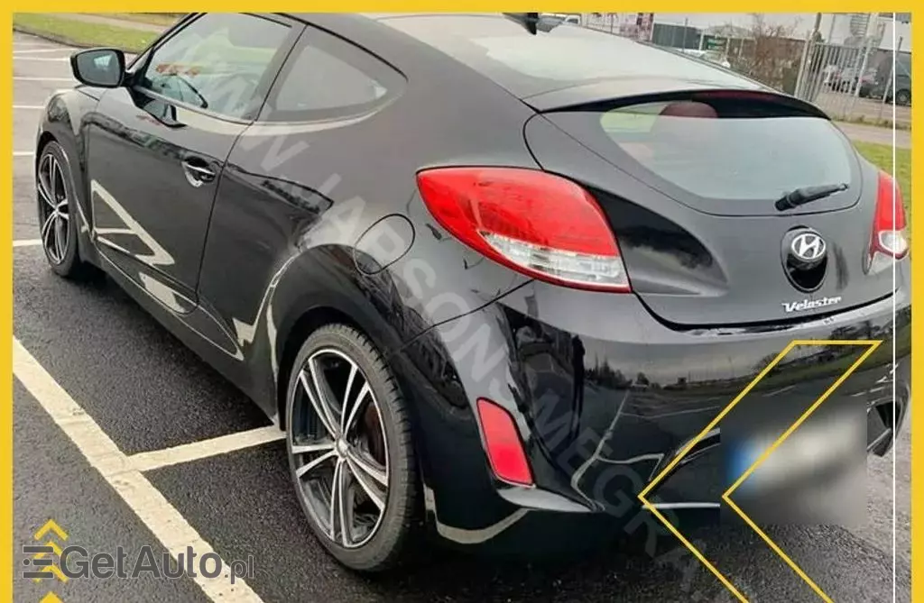HYUNDAI Veloster 