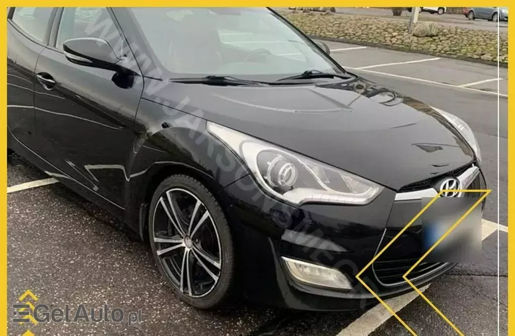 HYUNDAI Veloster 