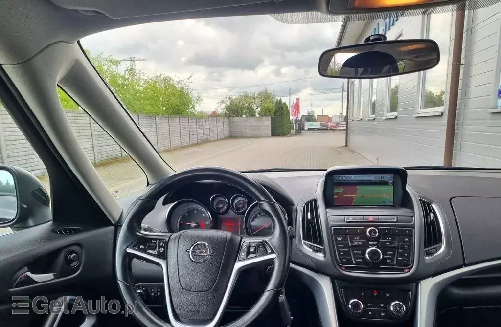 OPEL Zafira 