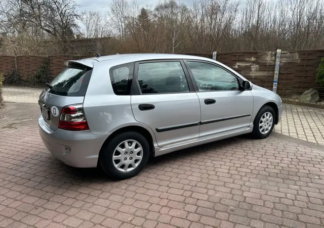 HONDA Civic 1.4i Extra Edition