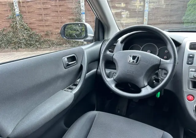 HONDA Civic 1.4i Extra Edition