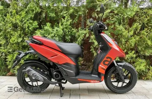 APRILIA SR 50 Motard 