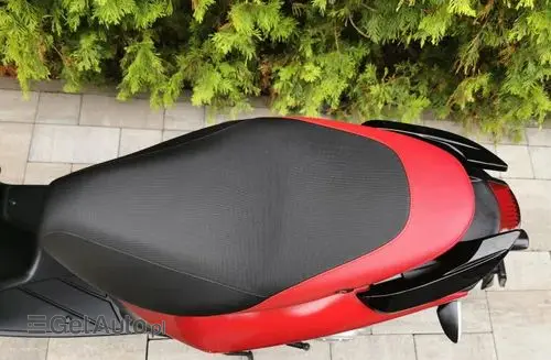 APRILIA SR 50 Motard 