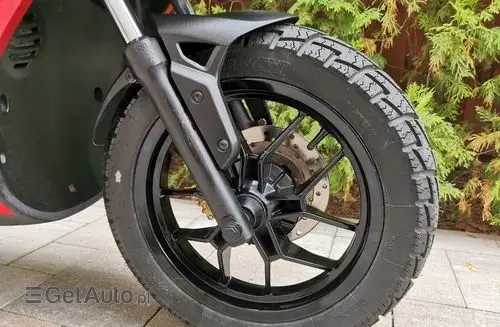 APRILIA SR 50 Motard 