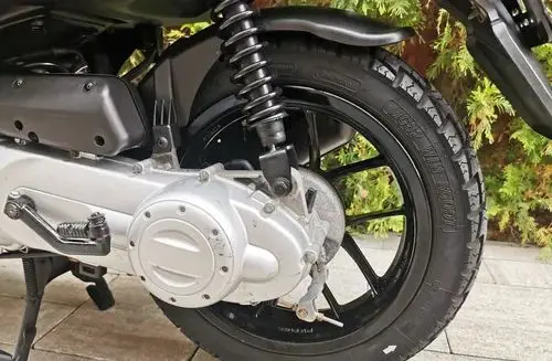 APRILIA SR 50 Motard 