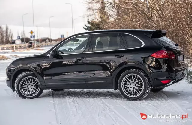 PORSCHE Cayenne 