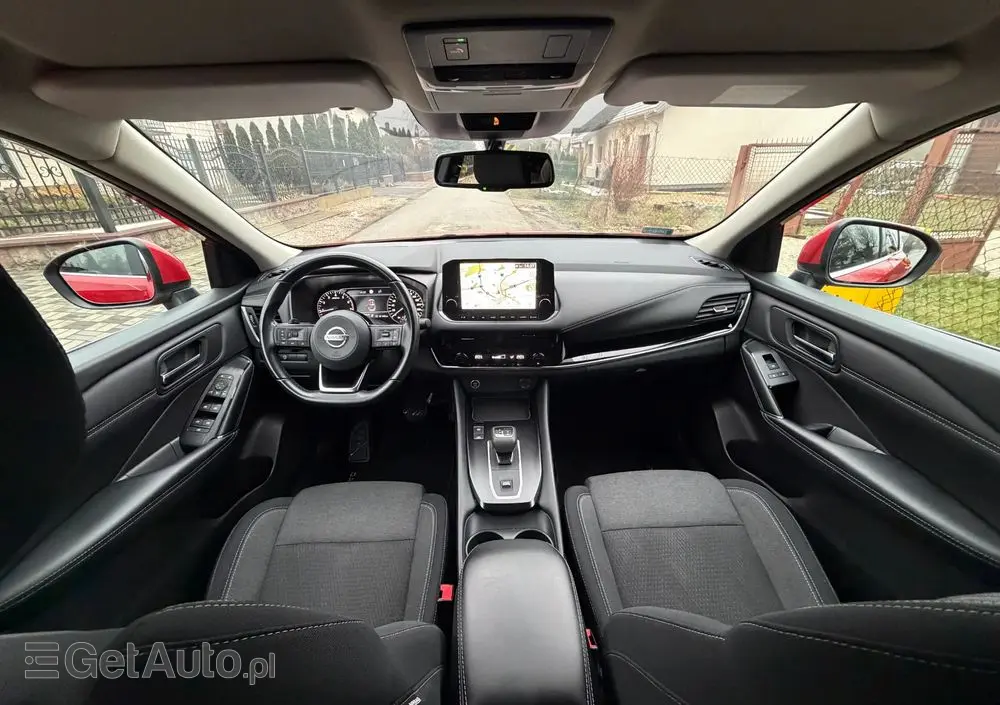 NISSAN Qashqai 1.3 DIG-T N-Connecta DCT