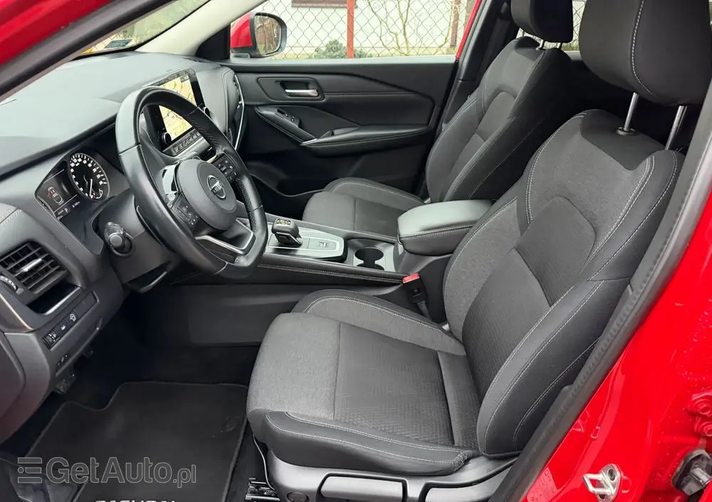 NISSAN Qashqai 1.3 DIG-T N-Connecta DCT