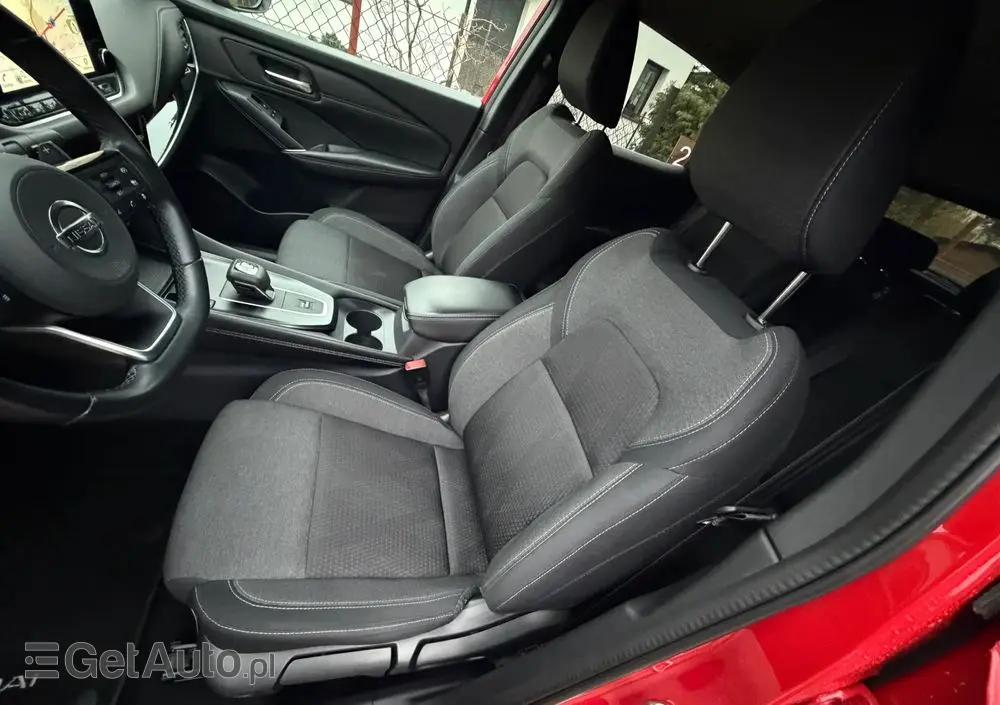 NISSAN Qashqai 1.3 DIG-T N-Connecta DCT