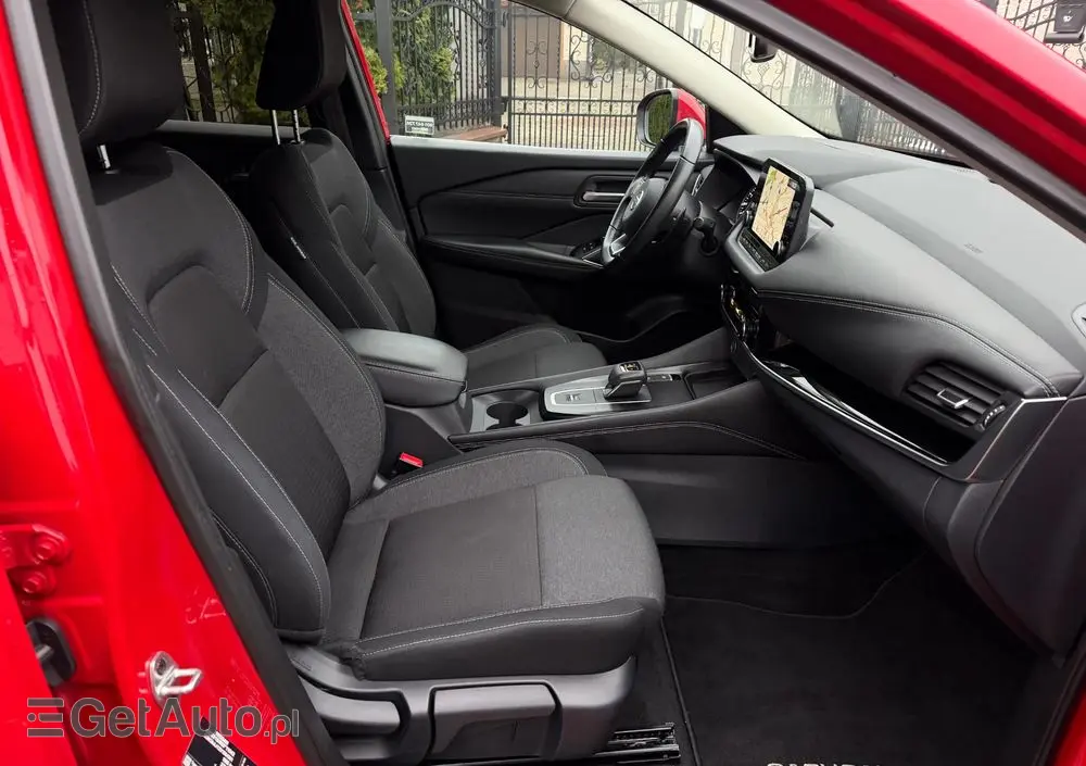 NISSAN Qashqai 1.3 DIG-T N-Connecta DCT