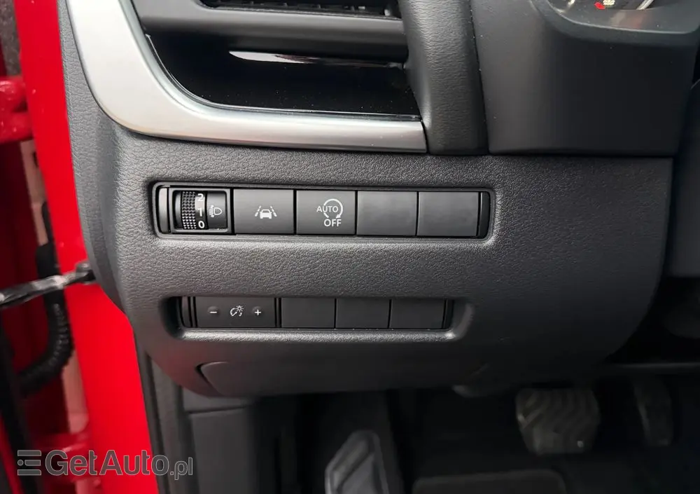 NISSAN Qashqai 1.3 DIG-T N-Connecta DCT