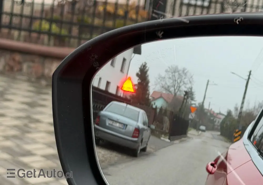 NISSAN Qashqai 1.3 DIG-T N-Connecta DCT