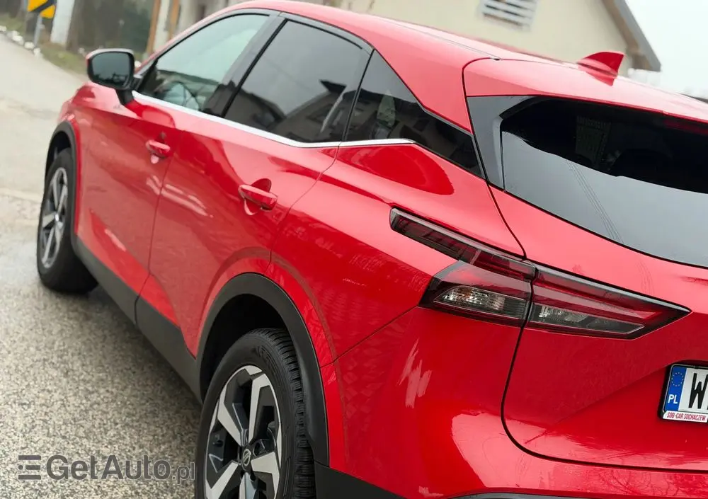 NISSAN Qashqai 1.3 DIG-T N-Connecta DCT