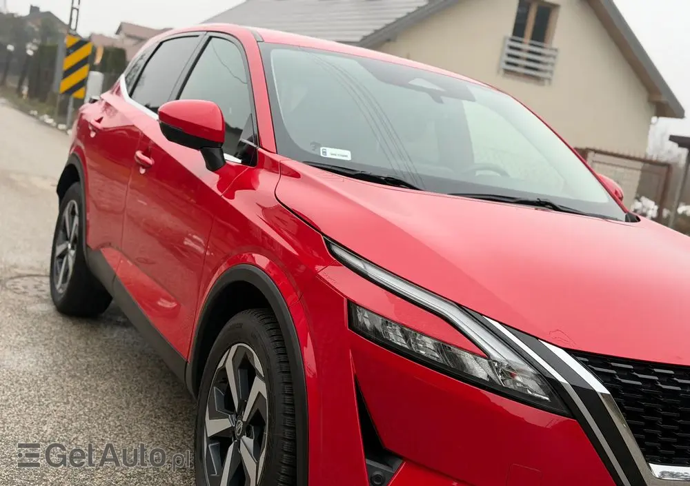 NISSAN Qashqai 1.3 DIG-T N-Connecta DCT