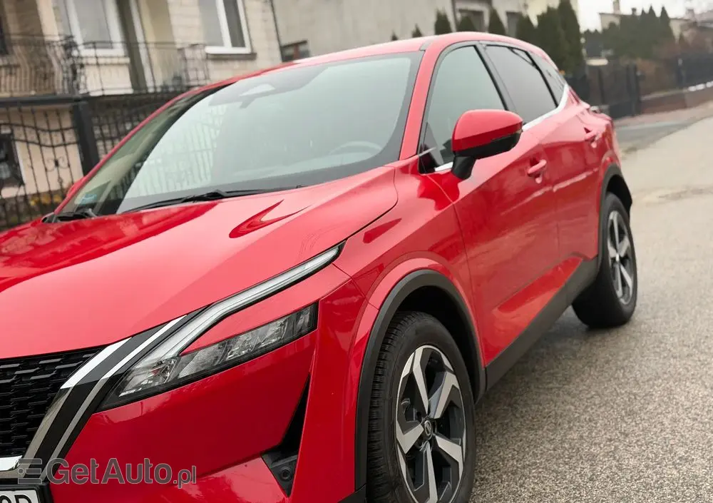 NISSAN Qashqai 1.3 DIG-T N-Connecta DCT