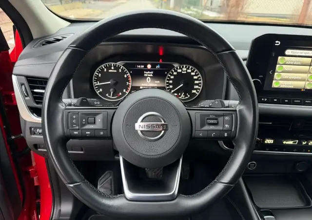 NISSAN Qashqai 1.3 DIG-T N-Connecta DCT