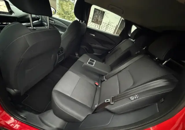 NISSAN Qashqai 1.3 DIG-T N-Connecta DCT