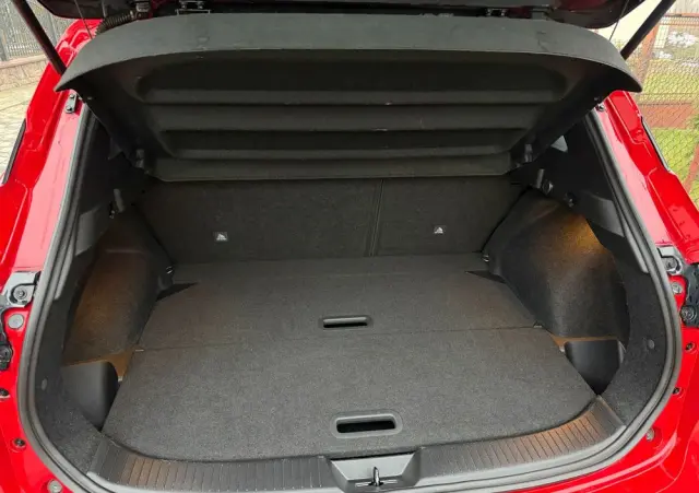 NISSAN Qashqai 1.3 DIG-T N-Connecta DCT