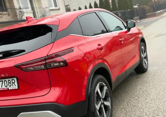 NISSAN Qashqai 1.3 DIG-T N-Connecta DCT