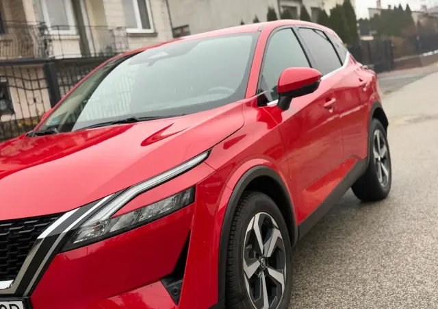 NISSAN Qashqai 1.3 DIG-T N-Connecta DCT