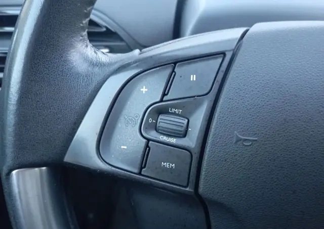 CITROËN C4 Picasso 1.6 VTi Attraction