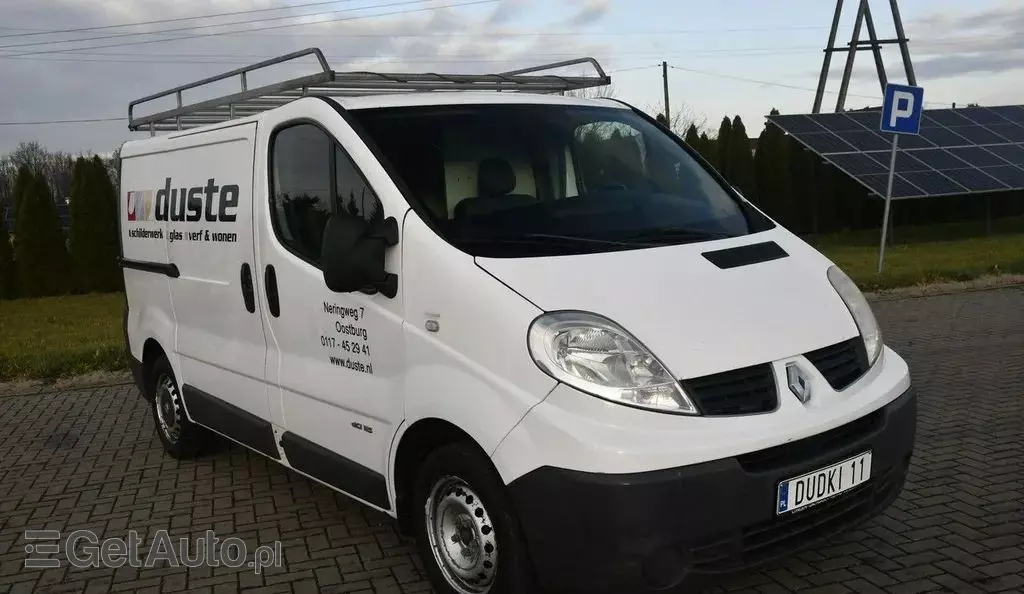 RENAULT Trafic 
