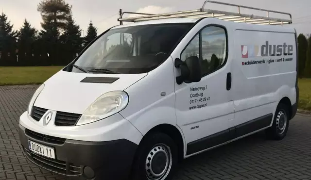 RENAULT Trafic 