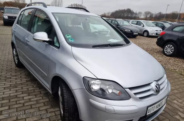 VOLKSWAGEN Golf Plus 