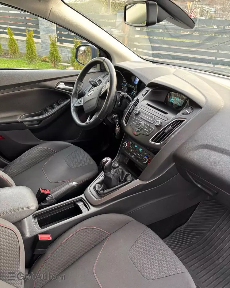 FORD Focus 1.6 Trend Sport