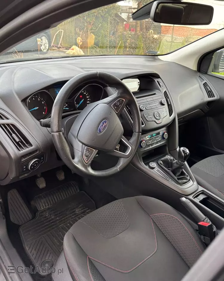 FORD Focus 1.6 Trend Sport