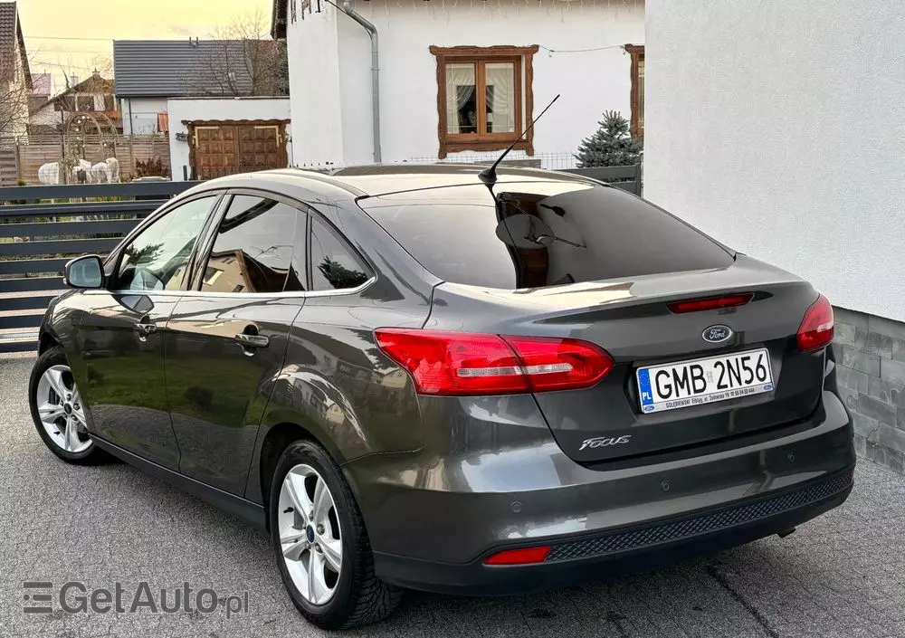 FORD Focus 1.6 Trend Sport