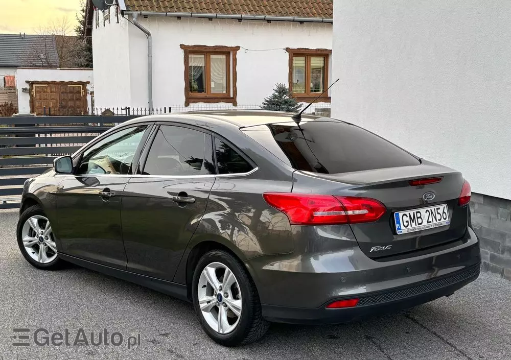 FORD Focus 1.6 Trend Sport