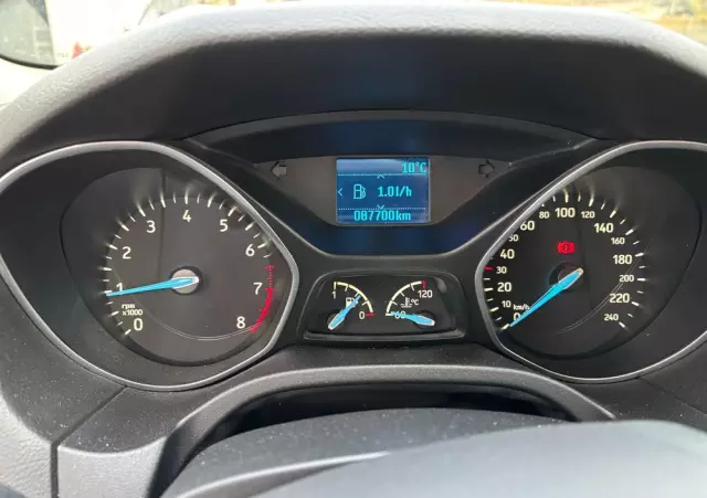 FORD Focus 1.6 Trend Sport