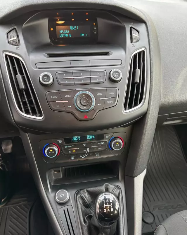 FORD Focus 1.6 Trend Sport