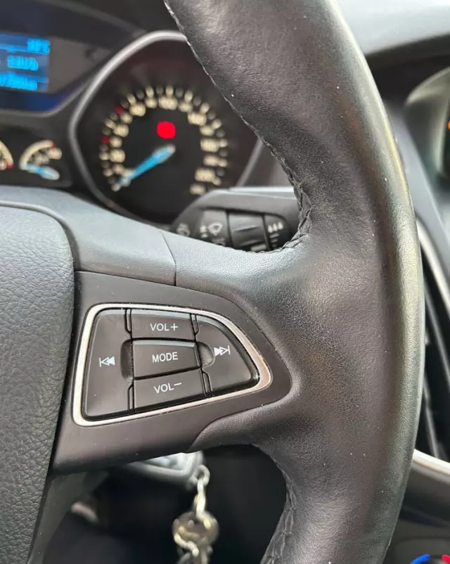 FORD Focus 1.6 Trend Sport