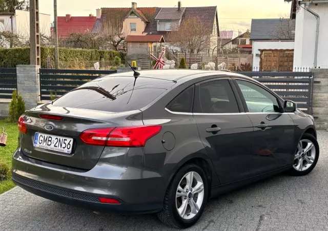 FORD Focus 1.6 Trend Sport
