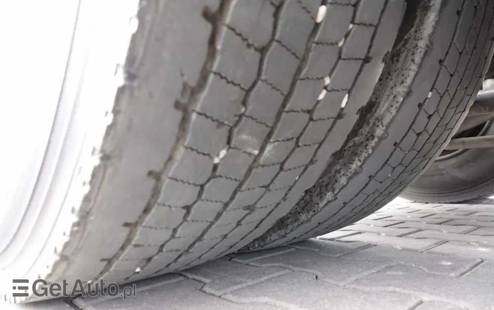 DAF XF 105.510 / CIĄGNIK SIODŁOWY PUSHER /  + HDS COPMA 160.5 / WYSÓW - 13 M / UDŹWIG - 7  040 KG / SPROWADZONY 