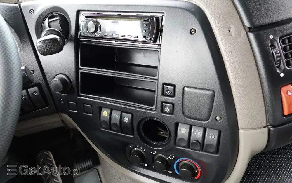 DAF XF 105.510 / CIĄGNIK SIODŁOWY PUSHER /  + HDS COPMA 160.5 / WYSÓW - 13 M / UDŹWIG - 7  040 KG / SPROWADZONY 