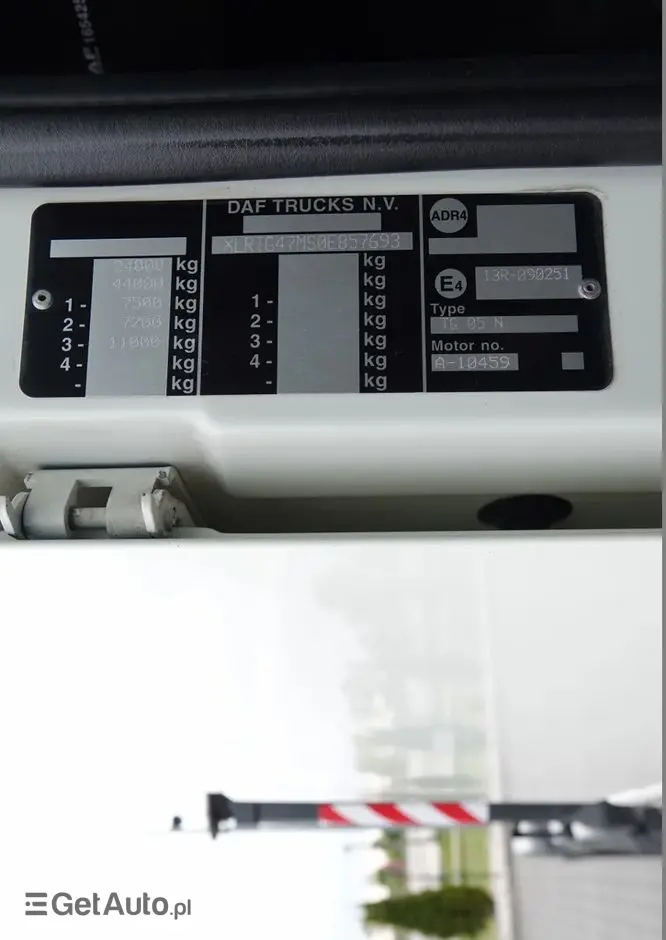 DAF XF 105.510 / CIĄGNIK SIODŁOWY PUSHER /  + HDS COPMA 160.5 / WYSÓW - 13 M / UDŹWIG - 7  040 KG / SPROWADZONY 