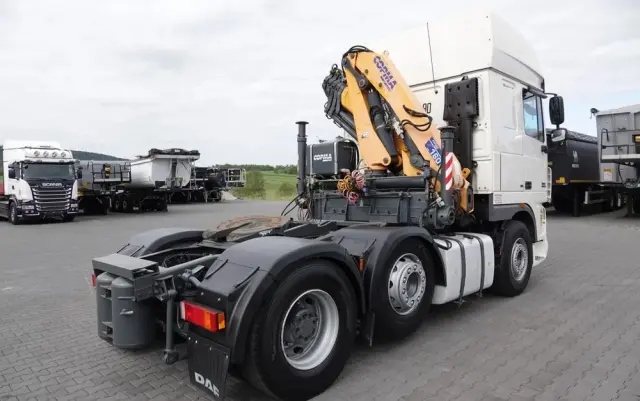 DAF XF 105.510 / CIĄGNIK SIODŁOWY PUSHER /  + HDS COPMA 160.5 / WYSÓW - 13 M / UDŹWIG - 7  040 KG / SPROWADZONY 