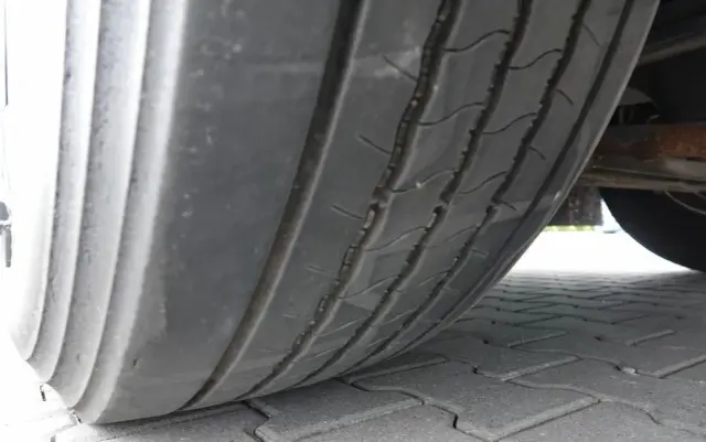 DAF XF 105.510 / CIĄGNIK SIODŁOWY PUSHER /  + HDS COPMA 160.5 / WYSÓW - 13 M / UDŹWIG - 7  040 KG / SPROWADZONY 