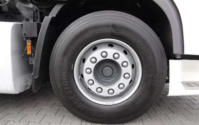 DAF XF 105.510 / CIĄGNIK SIODŁOWY PUSHER /  + HDS COPMA 160.5 / WYSÓW - 13 M / UDŹWIG - 7  040 KG / SPROWADZONY 