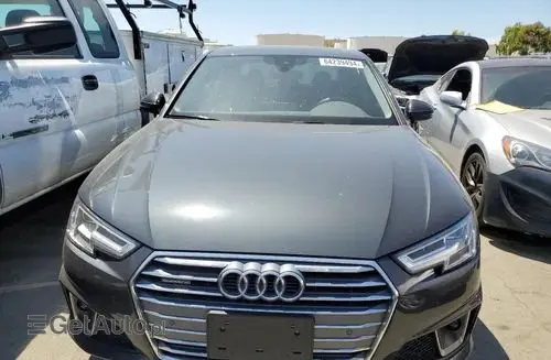 AUDI A4 