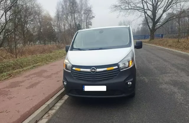 OPEL Vivaro 