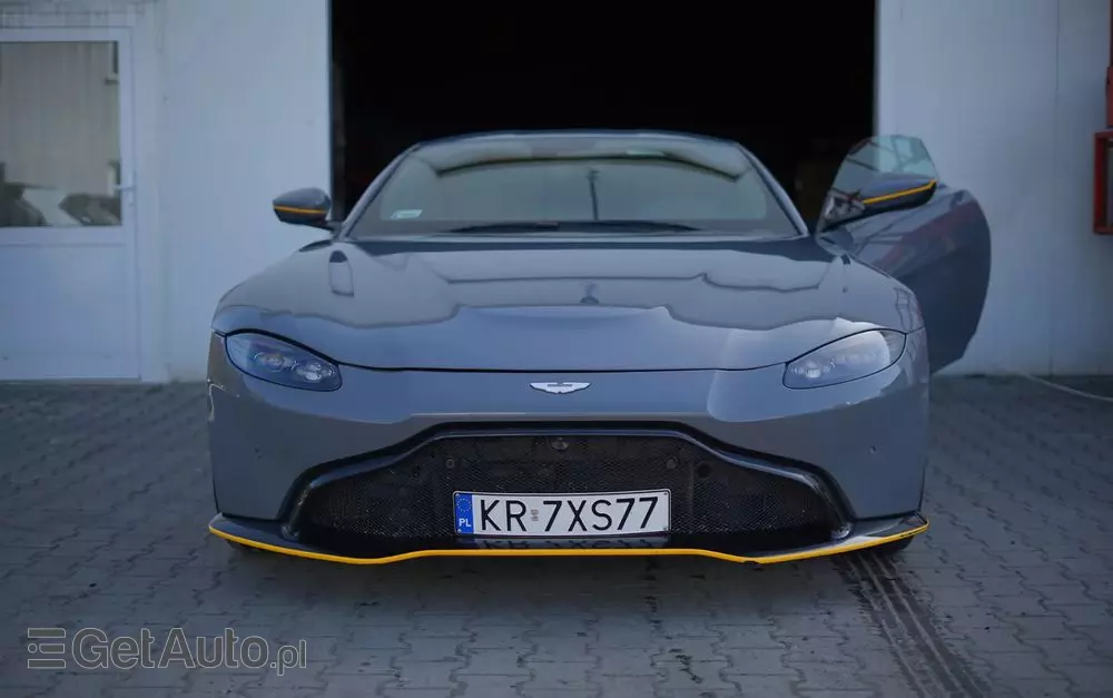 ASTON MARTIN V8 Vantage Standard